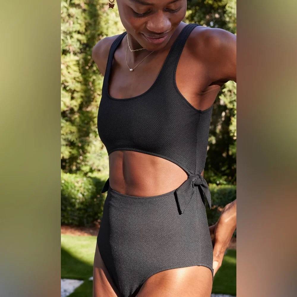 NWT Aerie Pique Cut Out Scoop One Piece Swimsuit in Black - Size XL Long - Picture 1 of 5